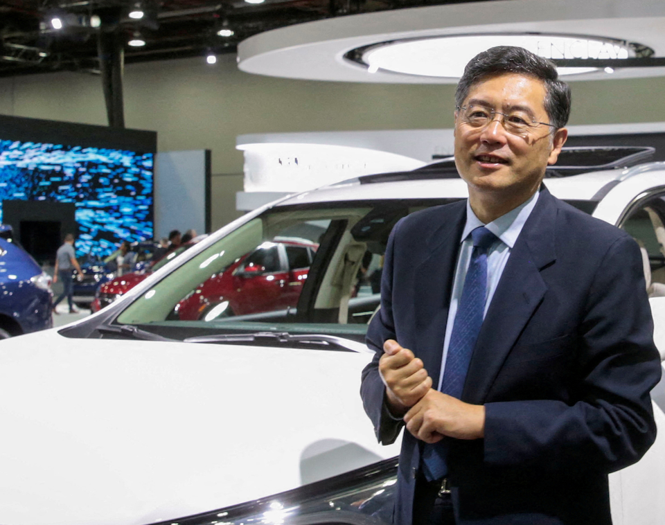 κινέζος-υπεξ-πραγματοποιεί-περιοδεί-562221550