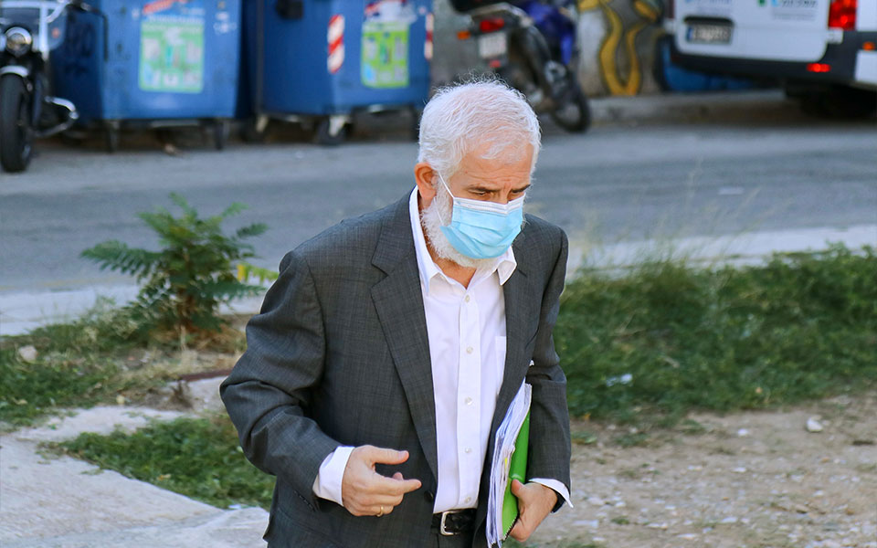 πέτρος-φιλιππίδης-απολογείται-σήμερ-562219081