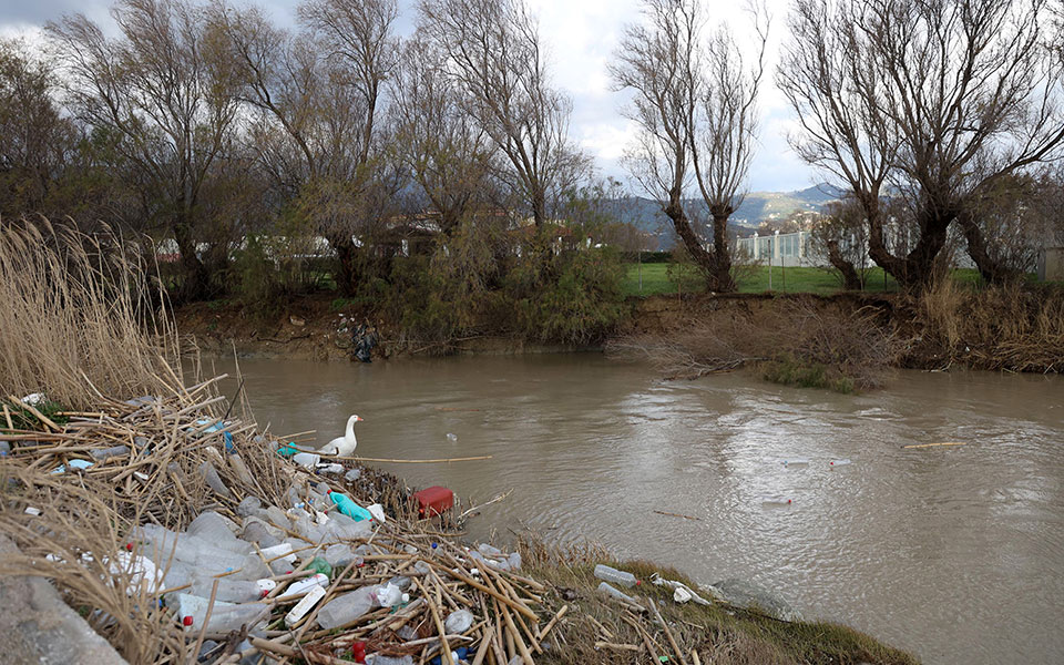 έρευνα-πιθανότητα-αύξησης-των-καταστ-562252630
