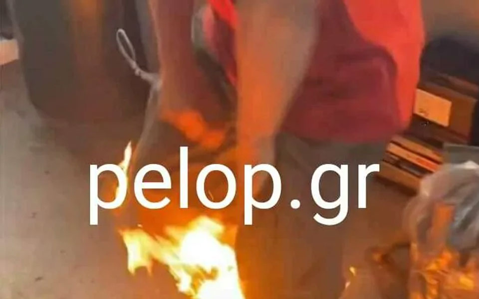 πάτρα-tον-ανάγκασαν-να-πει-τα-κάλαντα-γ-562212211