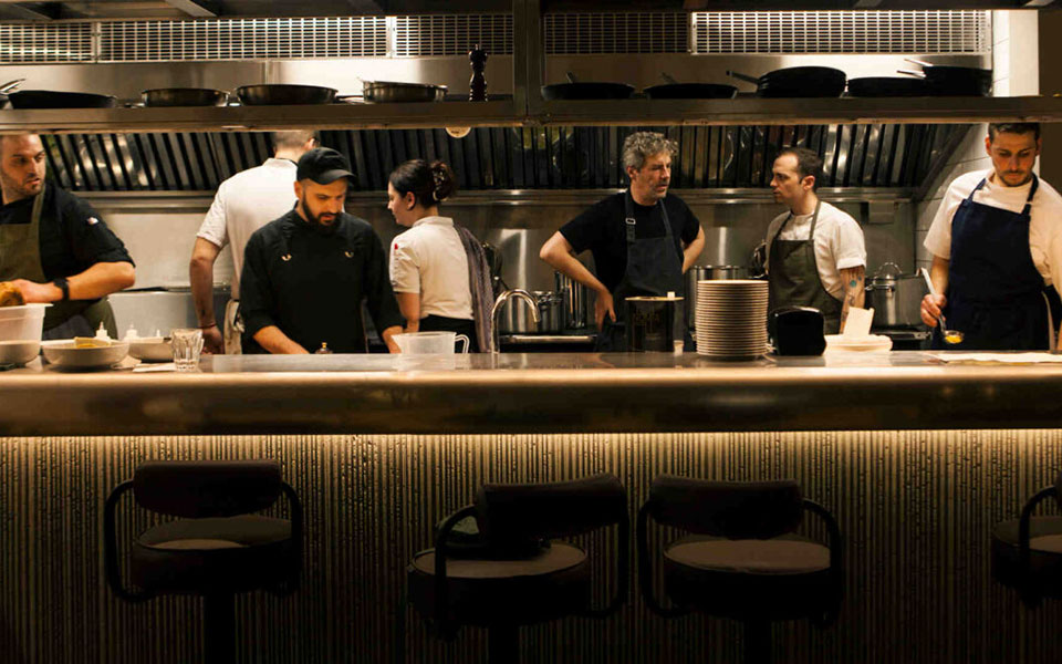 pharaoh-tρώγοντας-κουνέλι-στιφάδο-στο-πιο-hype-μα-562249759