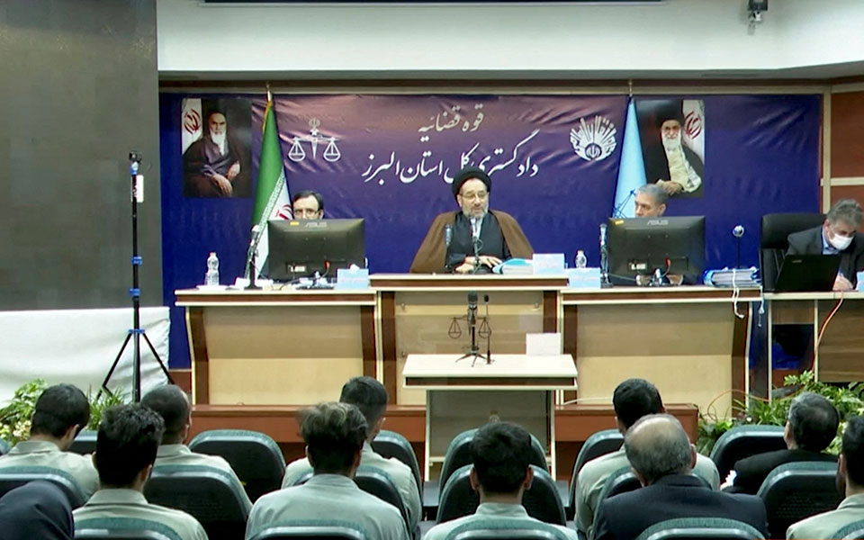 ιράν-άλλος-ένας-διαδηλωτής-καταδικάσ-562221856