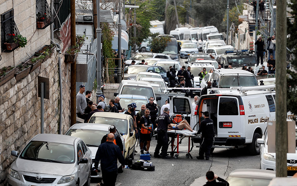 νέα-επίθεση-με-πυρά-στην-ανατολική-ιερ-562251940