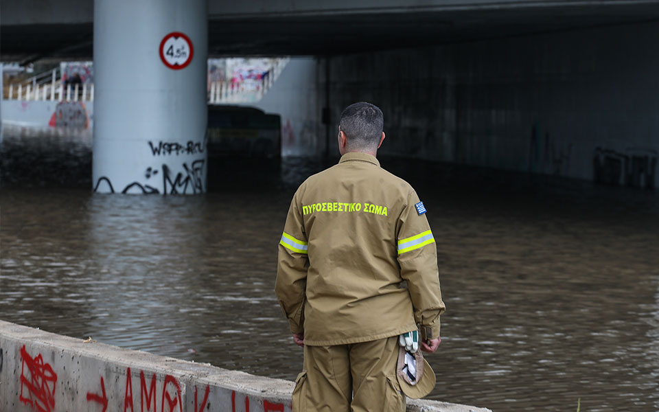 κακοκαιρία-422-κλήσεις-στην-πυροσβεστικ-562249120