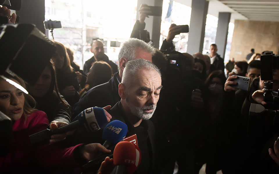 πατέρας-άλκη-να-ζητήσουν-συγγνώμη-μπ-562243834