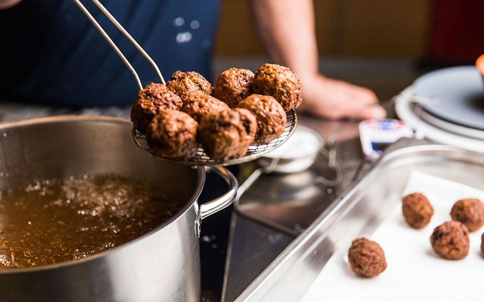 οι-κεφτέδες-του-χριστόφορου-πέσκια-562218307