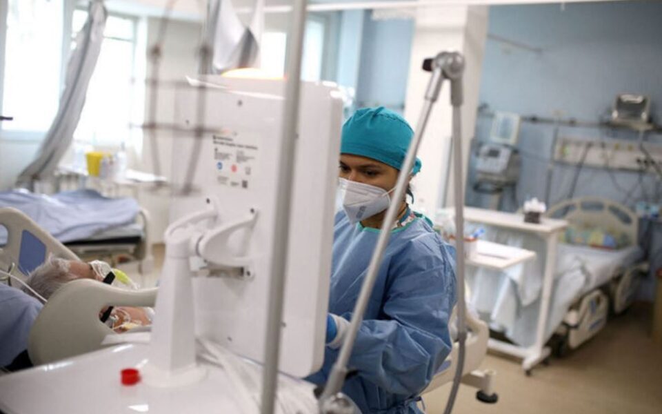 εοδυ-141-θάνατοι-από-κορωνοϊό-και-τρεις-α-562215553