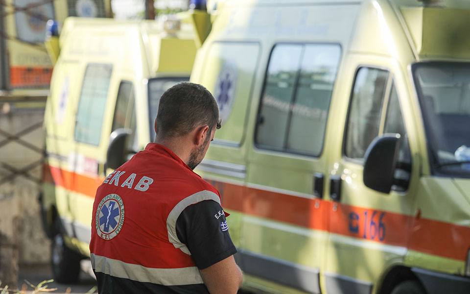 τροχαίο-δυστύχημα-στο-ξυλόκαστρο-νεκ-562218550