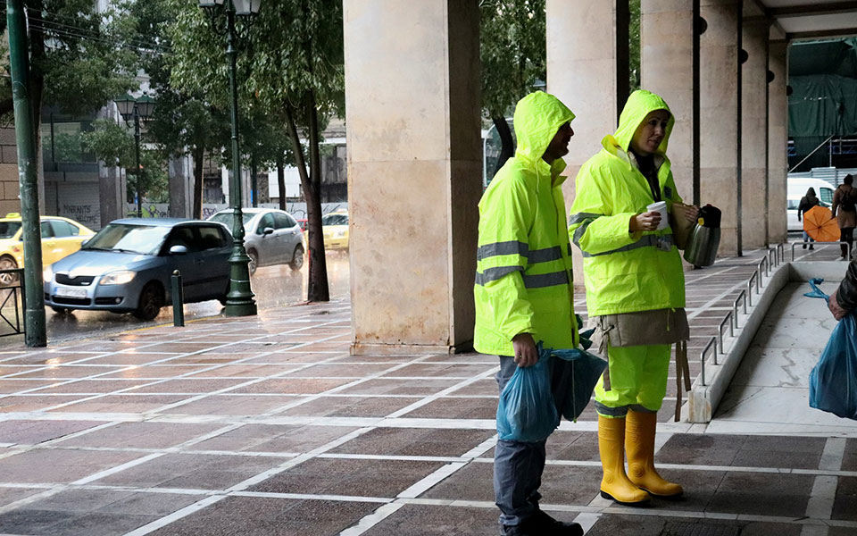 έμεινε-άστεγος-για-λίγη-ώρα-η-συγκιν-562248040