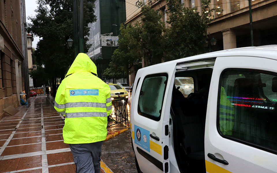 Έμεινε άστεγος για λίγη ώρα – Η συγκινητική ιστορία ενός άνδρα στη Σταδίου-2