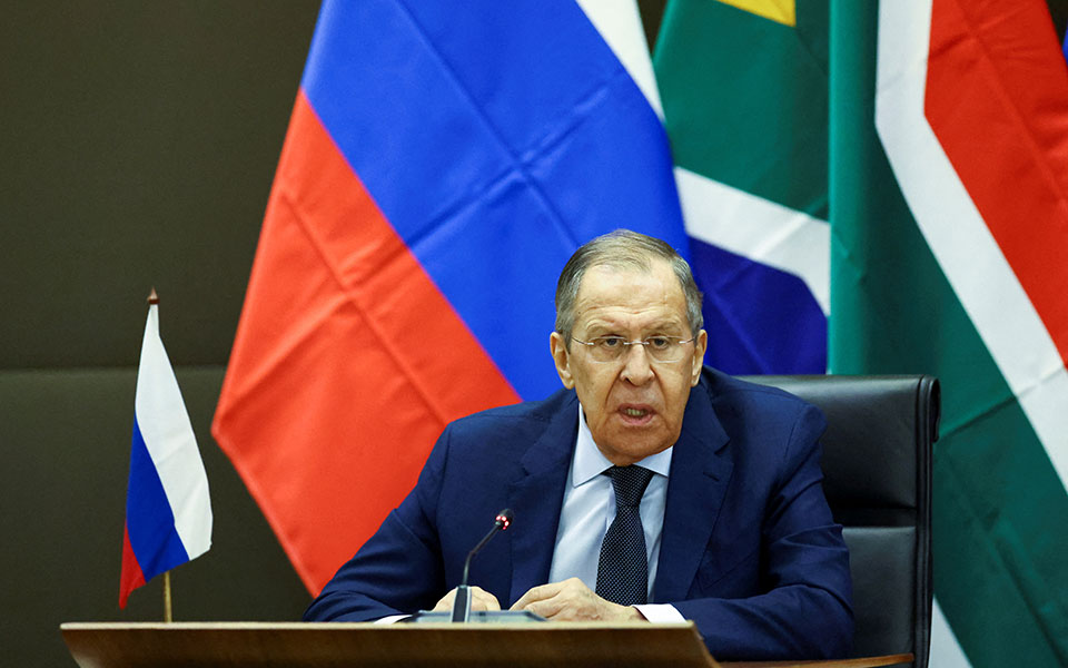 ο-λαβρόφ-καλεί-ισραηλινούς-και-παλαισ-562253053