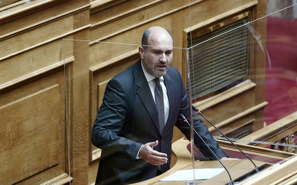 επίθεση-στο-πολιτικό-γραφείο-του-δημή-562234171