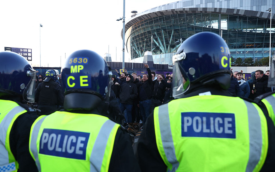 λονδίνο-κύμα-απολύσεων-στην-αστυνομί-562232752