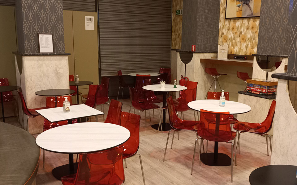 Ενα μεσημέρι στον ξενώνα τοξικοεξαρτημένων αστέγων-2