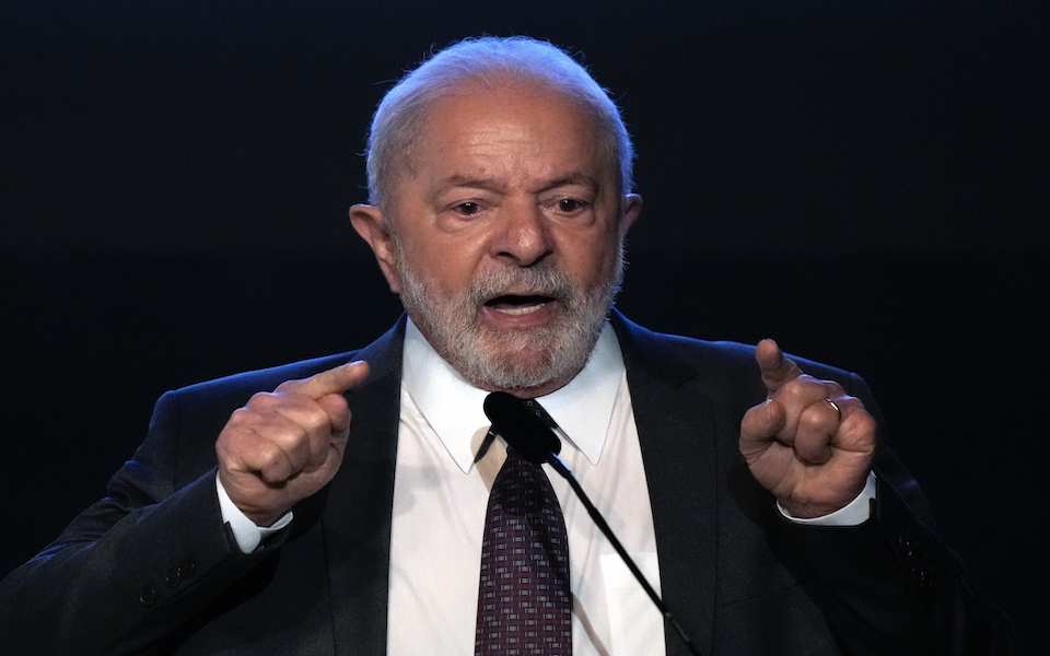 βραζιλία-ο-πρόεδρος-λούλα-αντικαθιστ-562233325