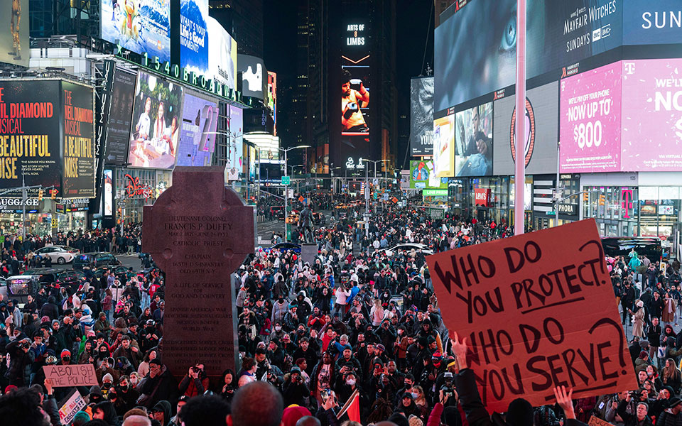ηπα-οργή-για-τον-θάνατο-του-τάιρ-νίκολς-562252714
