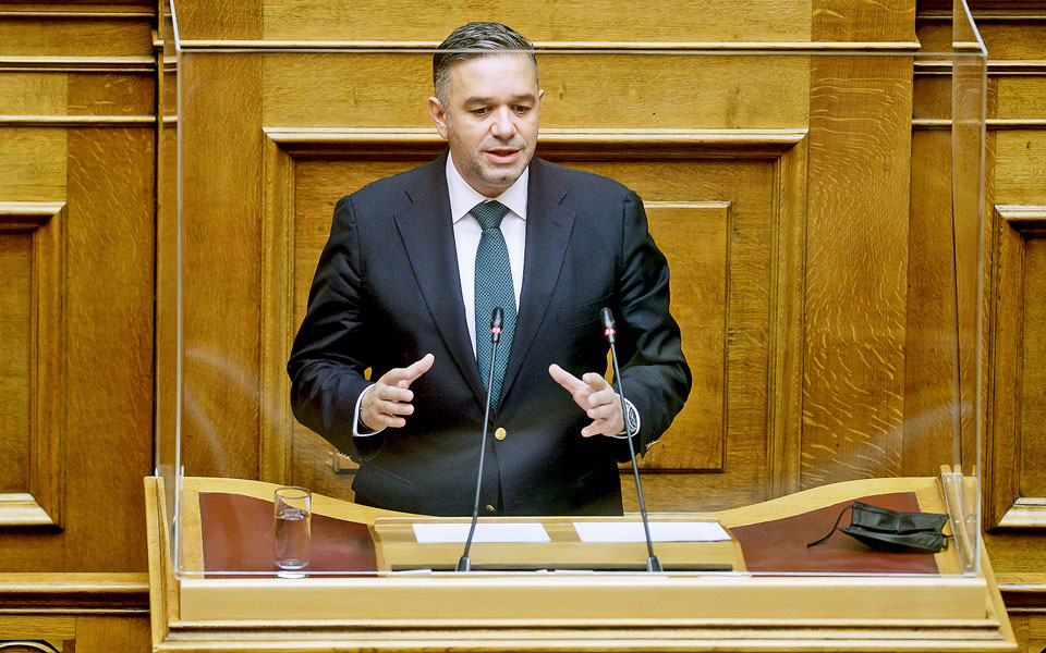 το-παρασκήνιο-της-παραίτησης-χειμάρα-562214998