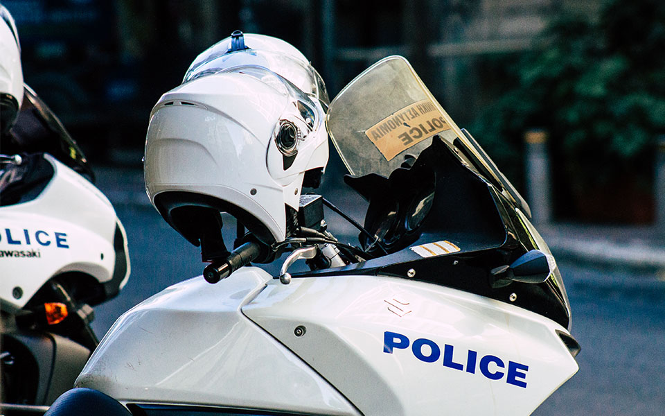 θεσσαλονίκη-δύο-άτομα-εισέβαλαν-σε-ψι-562249051