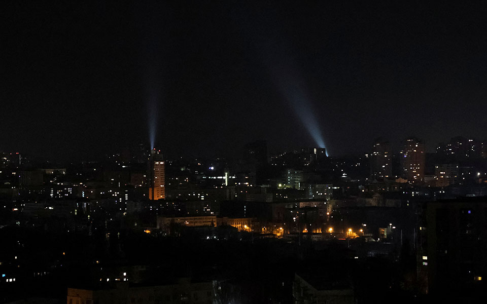 πρωτοχρονιά-με-πυραυλικές-επιθέσεις-562210528