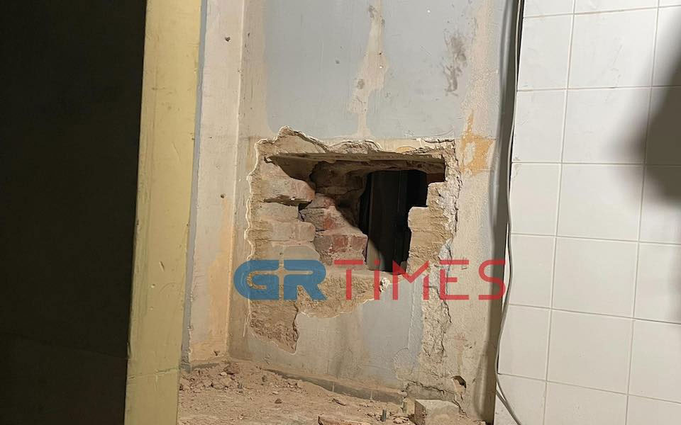 θεσσαλονίκη-ριφιφί-σε-κοσμηματοπωλε-562243597