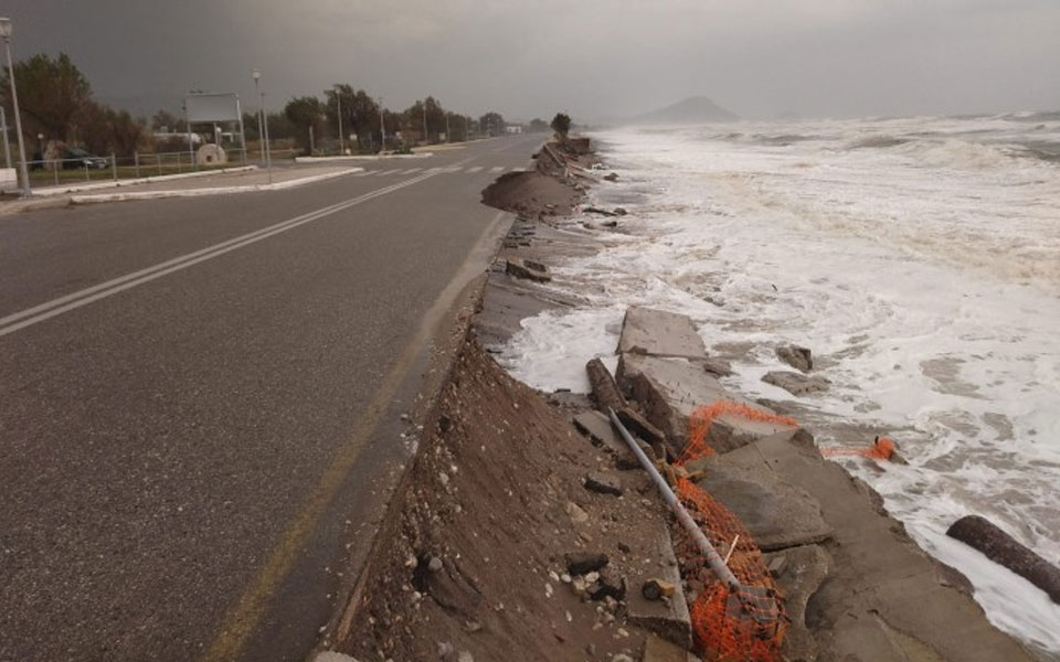 προβλήματα-στη-ρόδο-από-την-κακοκαιρί-562249264
