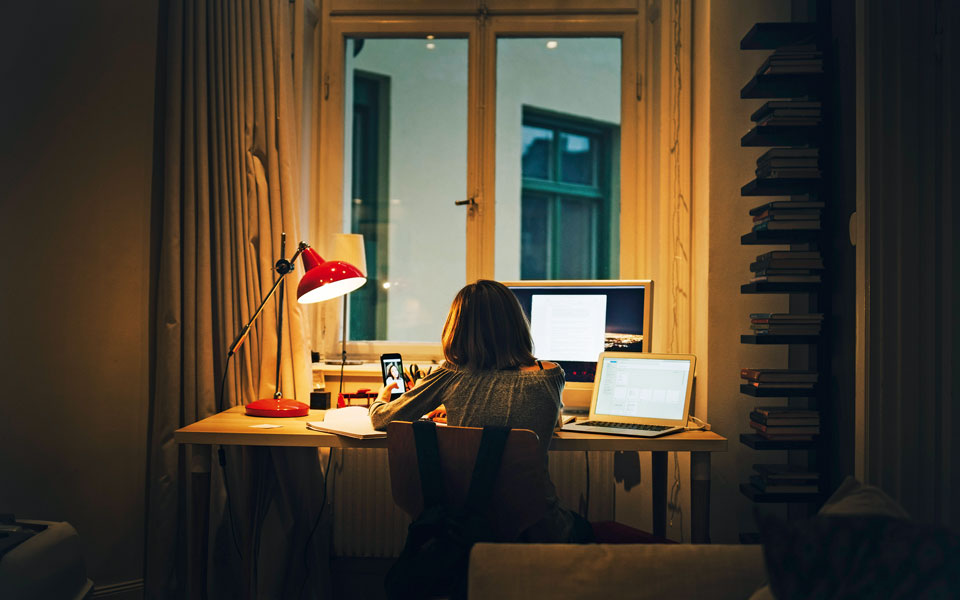 το-προφίλ-του-εφηβικού-εθισμού-στα-social-media-562230550