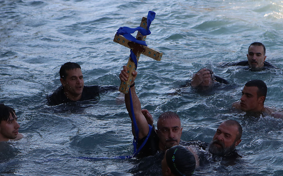 ολοκληρώθηκε-ο-εορτασμός-των-θεοφανί-562215910