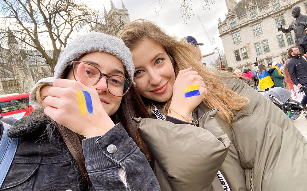 υποτροφίες-για-ουκρανούς-πρόσφυγες-κ-562245904