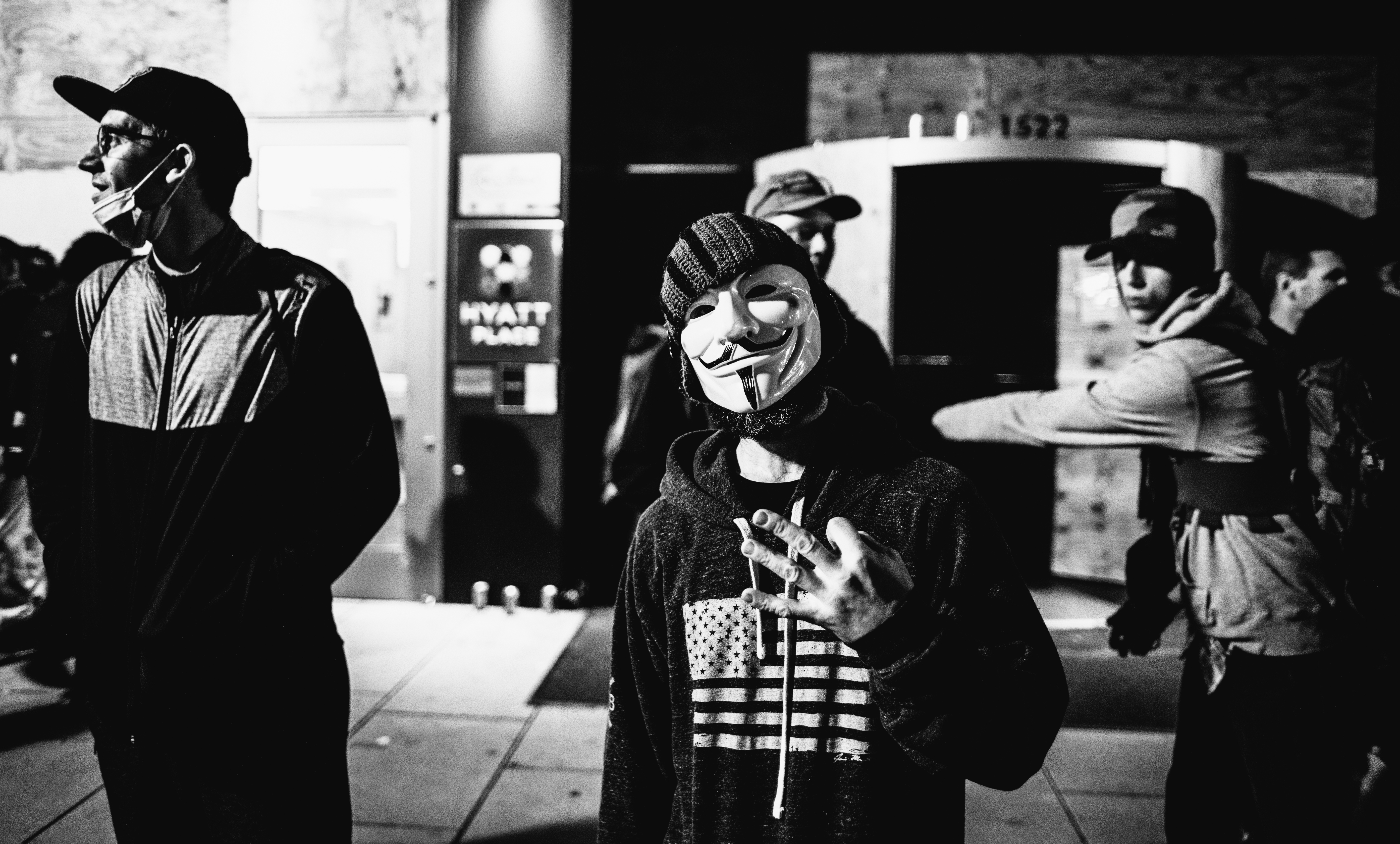 ΗΠΑ και Βρετανία όμηροι των ακραίων – Πώς «ξανασυναντήθηκαν» Τόρις και Ρεπουμπλικανοί 40 χρόνια μετά-5