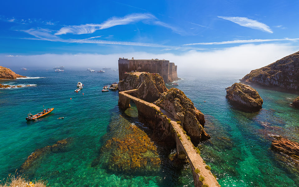 Θέλετε να ξεφύγετε από τους πάντες; Το CNN προτείνει 10 ευρωπαϊκά νησιά-5