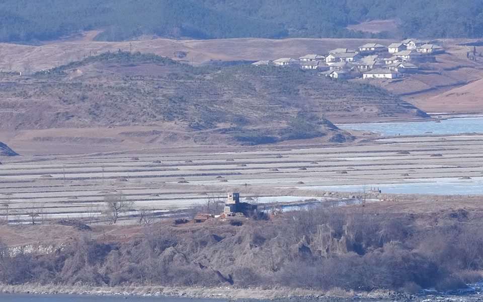 νότια-κορέα-στρατιώτης-άνοιξε-πυρ-κατ-562252690