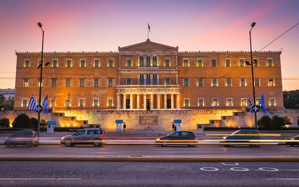 το-ναυάγιο-των-θεσμών-562210591