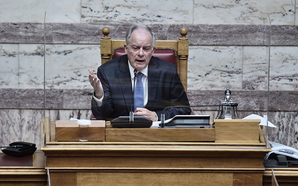 τέως-βασιλιάς-κωνσταντίνος-συλλυπητ-562223617