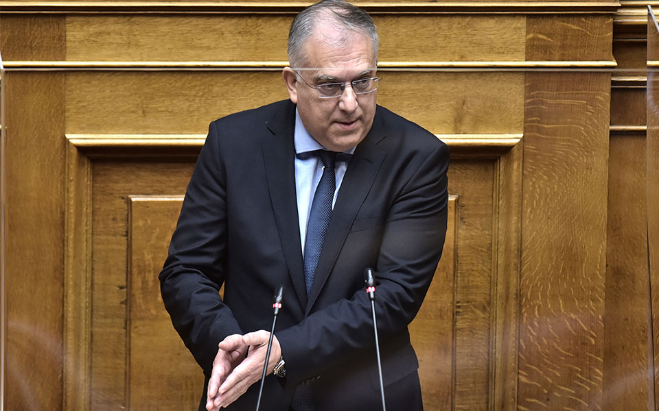 παρέμβαση-ντογιάκου-για-σχέσεις-νονώ-562252918