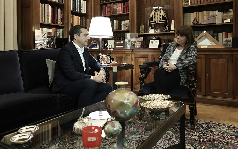 υποκλοπές-συνάντηση-τσίπρα-με-την-κατ-562244488