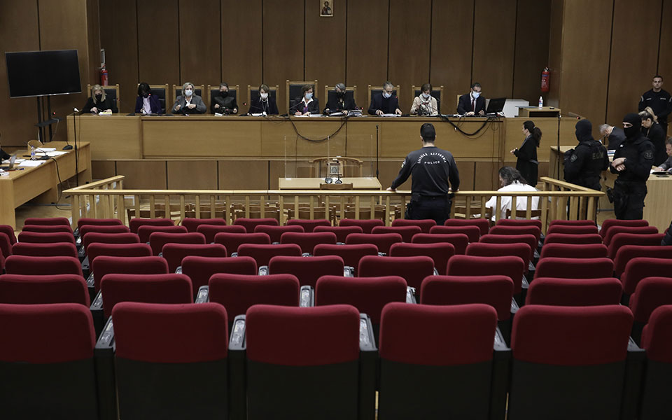 δίκη-χρυσής-αυγής-στο-δικαστήριο-αναμ-562234093