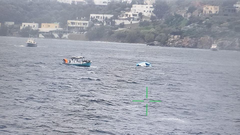 λέρος-ναυάγιο-με-μετανάστες-νεκροί-562264069