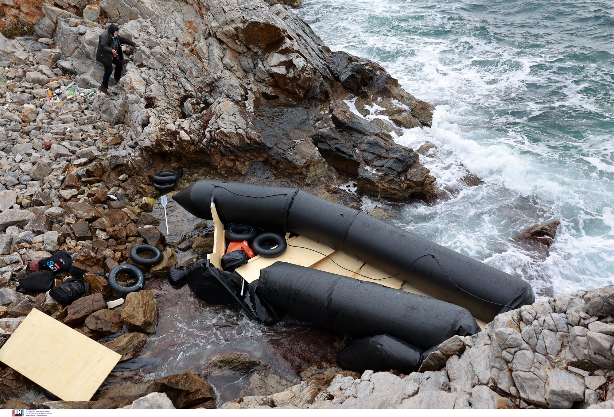 μεταναστευτικό-ναυάγιο-με-5-νεκρούς-στ-562267273
