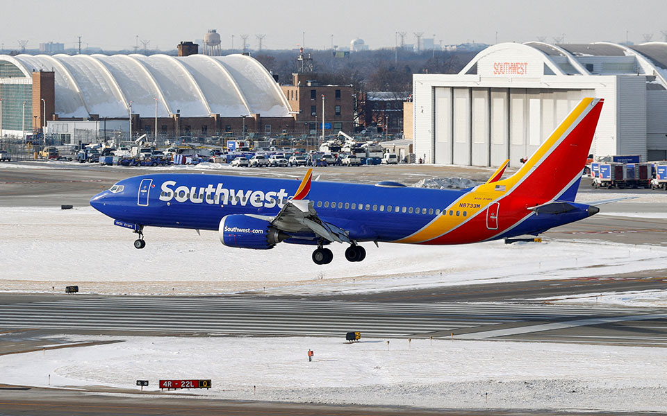 ηπα-ακυρώθηκαν-1-900-πτήσεις-λόγω-παγετού-562257307