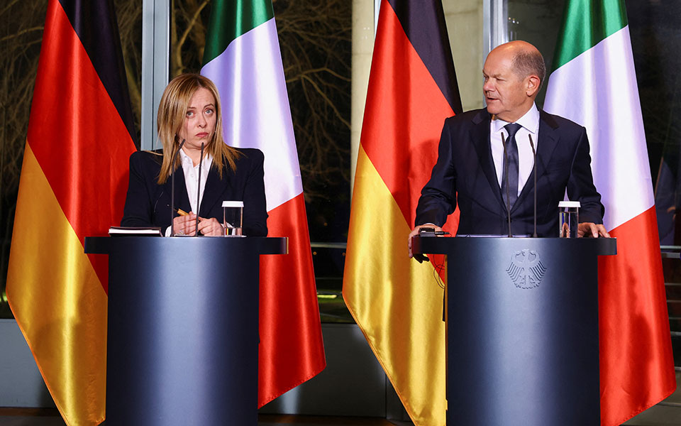 σολτς-μελόνι-συμφωνούν-για-ουκρανί-562262176