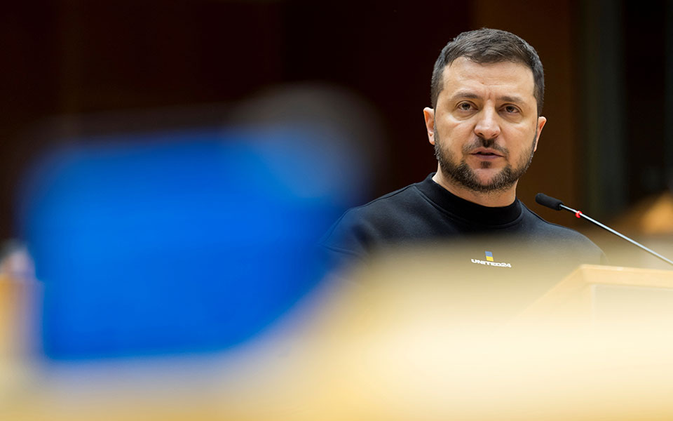 ζελένσκι-δεν-πρέπει-να-υπάρχει-κανένα-562283995