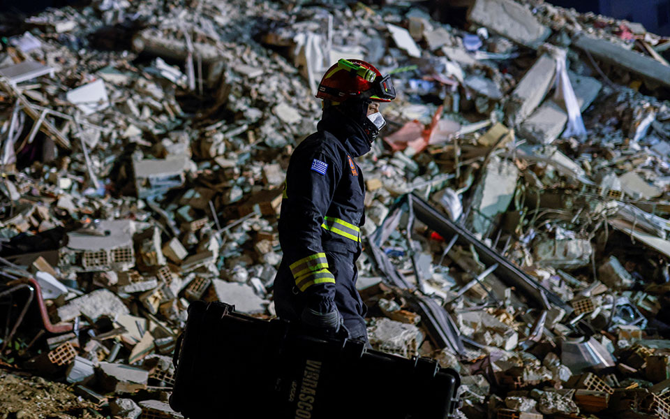 τουρκία-επιστρέφει-στην-αθήνα-η-ελλην-562275253
