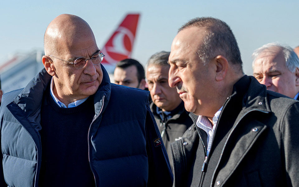 ηπα-συγκινητική-η-εικόνα-δένδια-τσα-562281565