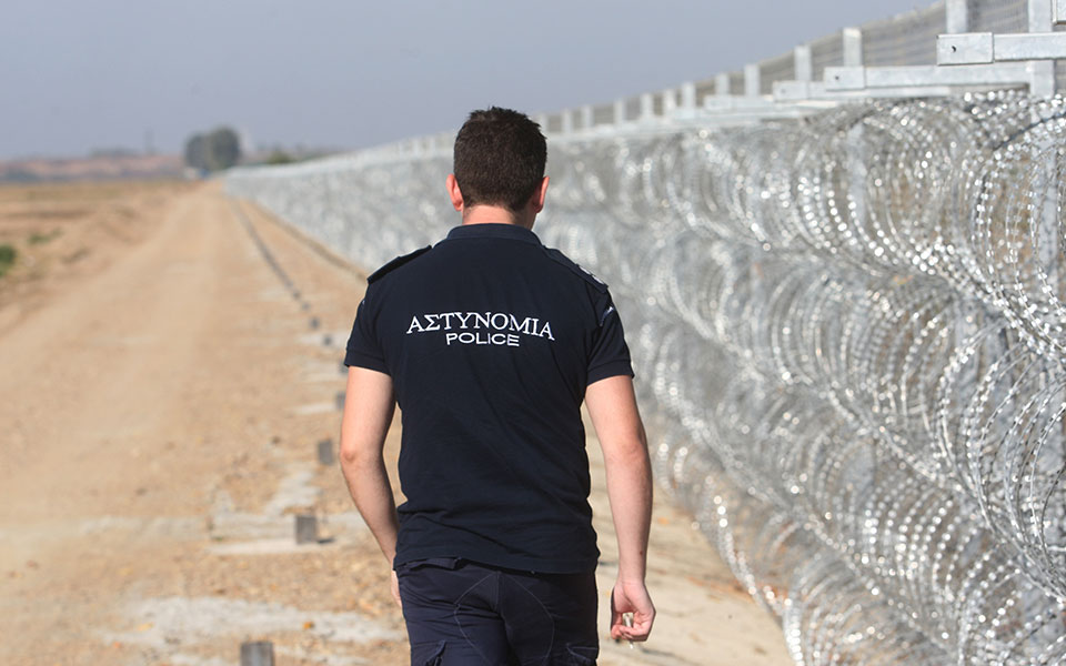 παρέμβαση-θεοδωρικάκου-για-τα-εικονι-562276429