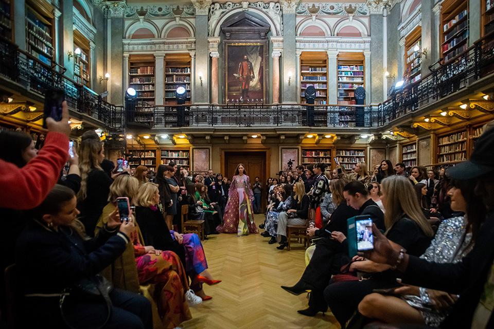 για-την-μόδα-562266868