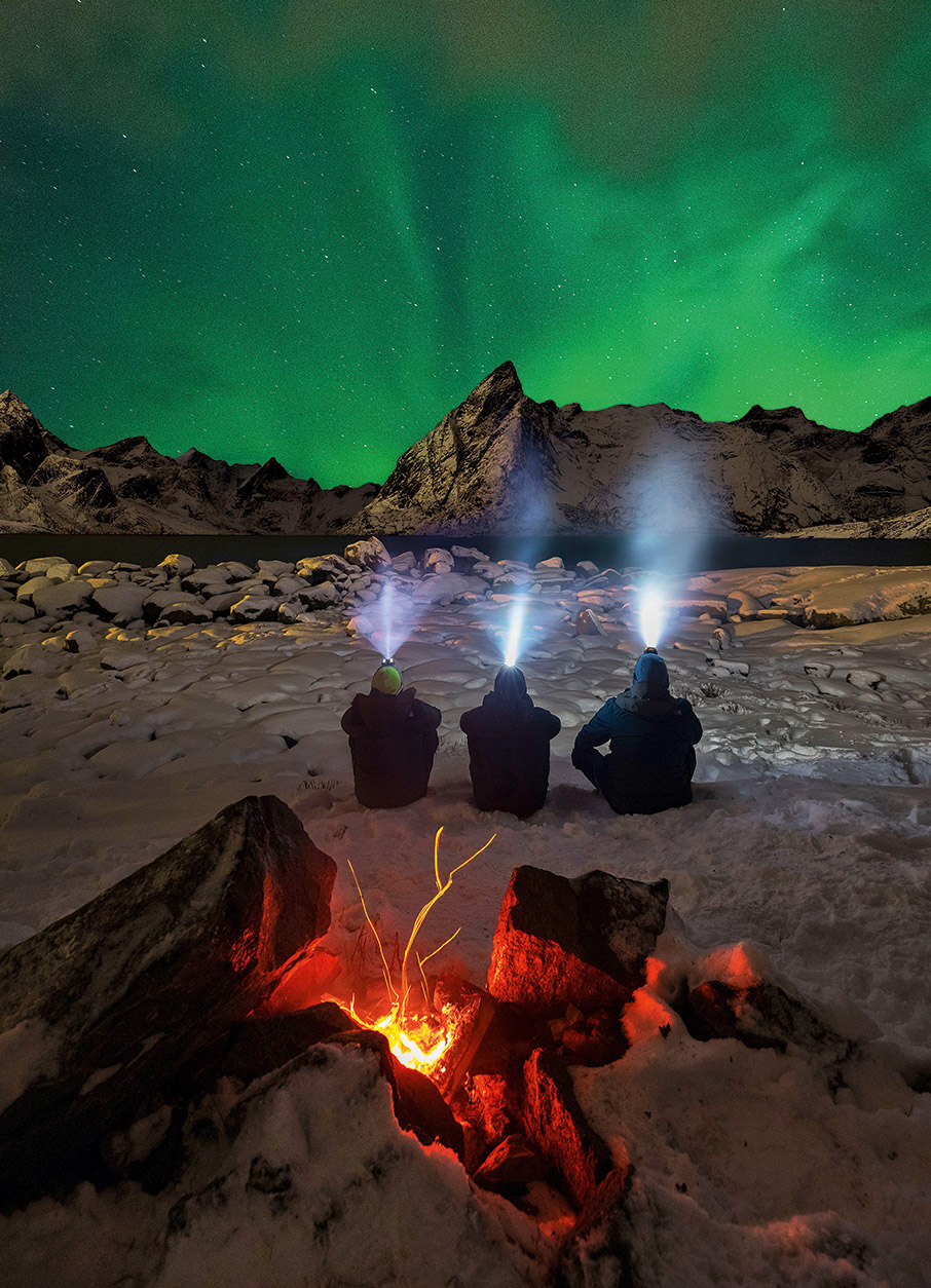 Ευρώπη: Από το Βόρειο Σέλας της νορβηγικής νύχτας στην ταβέρνα του Ντουνιά, στα Χανιά-1