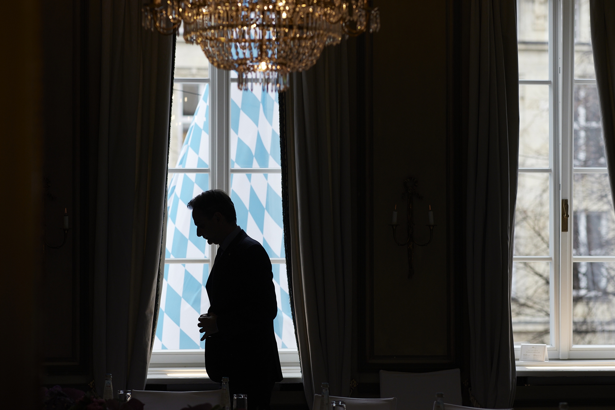 επικοινωνία-μητσοτάκη-καραμανλή-φ-562285309