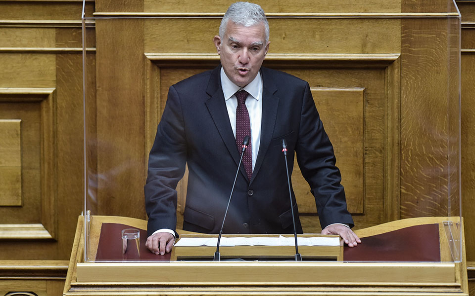 πέθανε-ο-βουλευτής-της-ν-δ-μανούσος-βολ-562268233