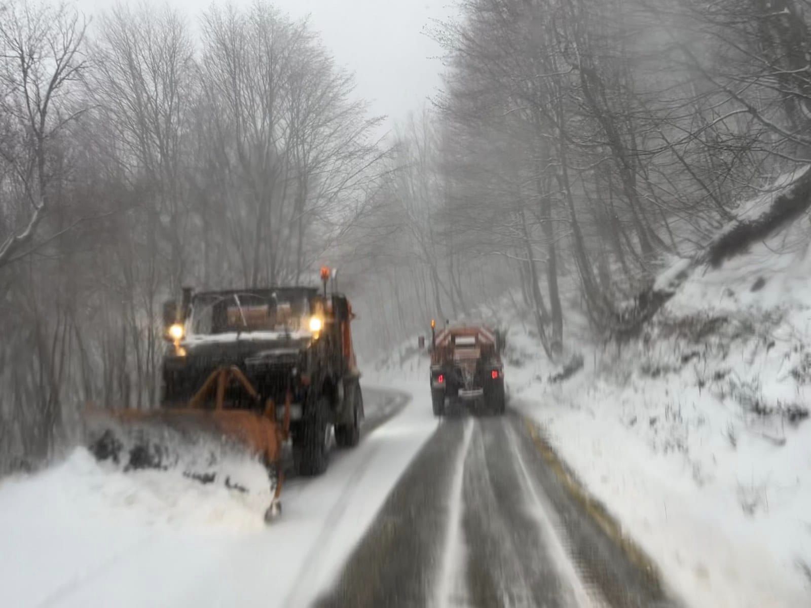 Κακοκαιρία «Μπάρμπαρα»: «Σαρώνει» ο χιονιάς από τη Μακεδονία μέχρι και την Κρήτη-2