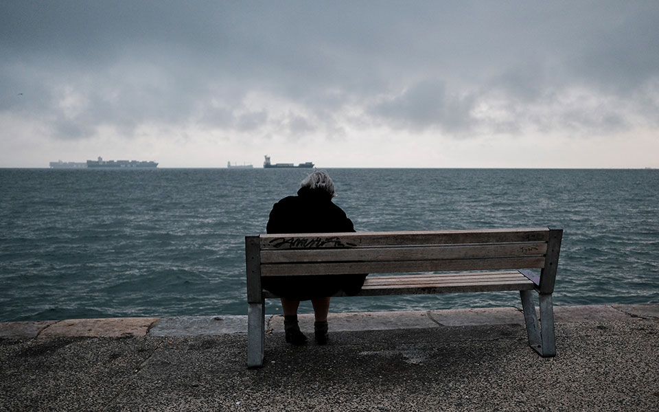 καιρός-συννεφιά-και-αυξημένη-υγρασία-562295779